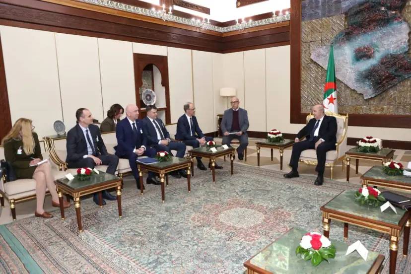 رئيس الجمهورية يستقبل رئيس وزراء جمهورية صربيا
